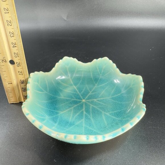 Vintage Japanese Ceramic Leaf Dish Plate Turquoise Crackle Glaze Spoon Rest VTG - Picture 3 of 12